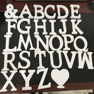 Letras de madera blancas, alfabeto inglés, diseño de nombre personalizado, arte artesanal, corazón independiente, decoración del hogar para bodas