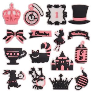 En gros 100 pièces PVC couronne horloge chapeau arc fille tasse chat jardin chaussure boucle décorations charmes bouton sabot sac à dos trou pantoufle enfants fête cadeaux de noël