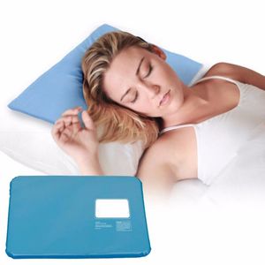 Venta al por mayor- 2017 Summer Chillow Therapy Insert Pad Mat Muscle Relief Cooling Gel Almohada Masajeador