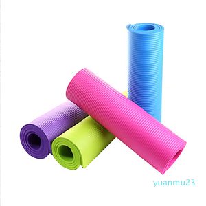 Vente en gros - Nouveau 4 couleurs en plein air 4MM pliant Sports Yoga Mat antidérapant épais pad Fitness Pilates Mat Fitness