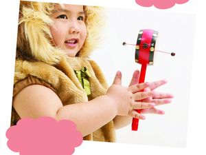 Hochets pour bébés, jouets pour enfants, dessin animé chinois traditionnel, tambour rotatif amusant, cloche à main, jouets musicaux, vente en gros, 20 pièces