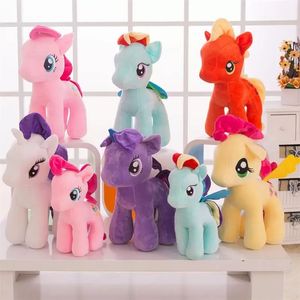 Venta al por mayor 6 diseños de juguetes de peluche 25cm Unicorn Animal Collector's Edition Rainbow Pony como regalos para niños para regalo de Navidad