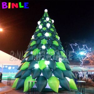 wholesale 8mH (26ft) avec ventilateur Arbre de Noël gonflable violet artificiel géant avec des boules d'ornement et des étoiles pour la décoration de la pelouse / du centre commercial