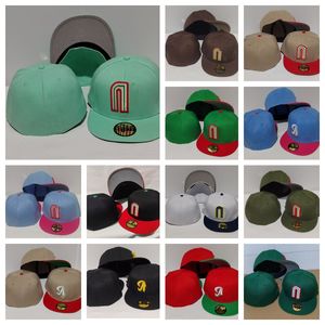 Vente en gros Amérique 15 équipes football baseball chapeau fans de basket-ball Snapbacks chapeaux Toutes les équipes équipées snapback Hip Hop Sports casquettes Mix Order mode 10000 designs chapeaux