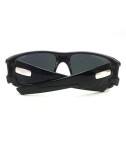 Designer d'expédition sans vente en gros OO9239 Crankchaft Polaris Brand Sunglasses Fashion Driving Glases Bright Black / Grey Lens OK38219487