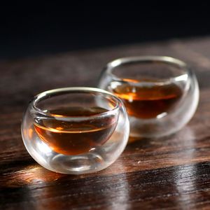 Petite tasse en verre résistant à la chaleur à double couche, tasse isolée, tasse à thé non chaude, vente en gros