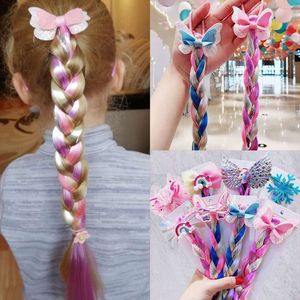 Venta al por mayor de diademas trenzadas coloridas con lazo y mariposa de dibujos animados para niñas, coleteros para niños, bandas de goma, accesorios para el cabello a la moda