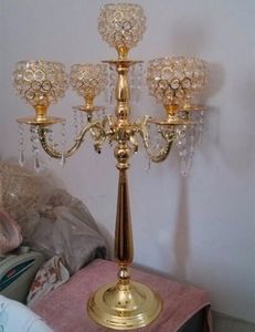 Décoration de bougeoir en cristal de perles de verre en gros pour pièce maîtresse en or
