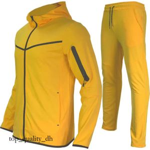 Wholesale-Mens 58 Tracksuits Sportswear Costumes Spring-Automn Sweyie Trackie Suit Casual Jogger Costume 2 Pieces Traine Hodie Pantalon