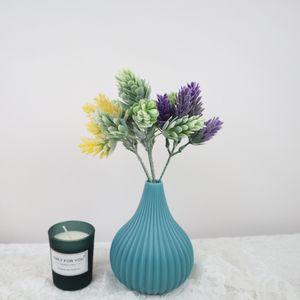 Vente en gros de produits de bricolage pour plantes en plastique Petites plantes vertes Plantes poilues Fleurs artificielles Décoration d'intérieur créative Fabricants d'accessoires muraux pour plantes