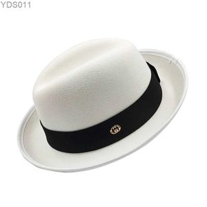 Wide Brim Hats Bucket Nouveau Chapeau à tarte de porc hommes et femmes Fedora Gentleman Bowler Role Derby Panama Jazz en gros YQ240403