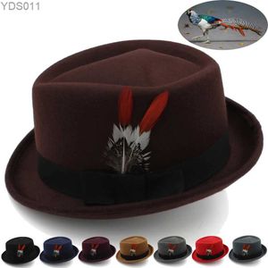 Wide Brim Hats Bucket Womens Diamond Top Band Feather Band Pork Pie Hat Fedora Sunhat Trilby Jazz Party Outdoor Travel Winter Taille US 7 1/4 UK L YQ240403