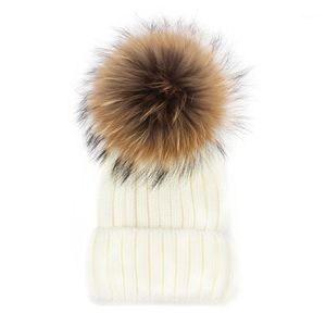 Chapeaux larges chapeaux chapeau dames automne et hiver coréen tricot laine boule laine épaississement chaud commerce extérieur tricoté1