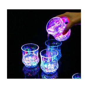 Copas de vino 7Oz Led Intermitente Vaso de agua Aguas en forma de piña Detección de luz de flash Luminoso Vino Cerveza Bebida Vasos Copa Fiesta en casa Dhejp