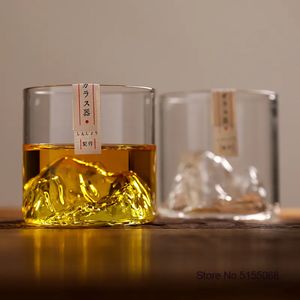 Copas de vino Japón 3D Montaña Whisky Glass Glacier Old Fashioned Whisky Rock Glasses Whisky-vaso Caja de regalo de madera Copa de vodka Vaso de vino 231009