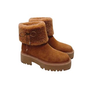 2023 Diseñador de invierno Botas de nieve Plataforma Corta Mujer Piel Negro Marrón Australiano Tobillo de invierno Tamaño 35-40 con caja