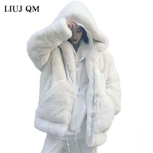 Abrigo de piel sintética de invierno para mujer, abrigo de piel de conejo Rex de imitación suelto coreano de alta calidad, chaqueta con capucha gruesa y cálida de talla grande 210817
