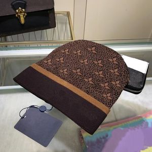 Gorro de punto de invierno Gorro de diseñador Gorro de moda Sombreros elegantes de otoño para hombres Cráneo Sombrero para mujer al aire libre Cappelli Viaje Esquí Precio al por mayor Alta calidad A24