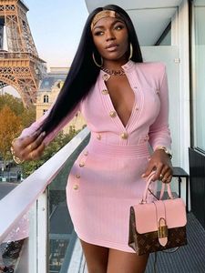 Style d'hiver Sexy Sexe à manches longues Trou Key Bouton rose Mini Femmes Bodage Bandage Robe Elegant Evening Club Party Robe 231225