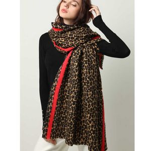 Hiver chaud femmes écharpe mode Animal imprimé léopard dame épais doux châles et enveloppes femme Foulard cachemire écharpes couverture Q0828
