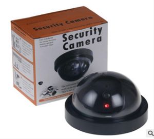 Sécurité de la maison sans fil Dummy Surveillance Dome Camera Signal Generators Simulation Monitoringfake Hémisphère avec IR Light Fake MO2786403