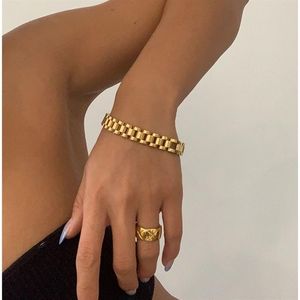 Con correa de reloj pavimentada de oro de 18 K, pulsera llamativa para mujer, joyería de acero inoxidable, vestido elegante, moda de Corea del Sur de Japón 220218208o