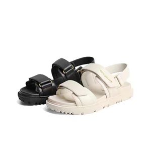 10A Zapatillas de diseñador Sandalias Act Connect Sandalias Mujer Diapositivas Sandalias con velcro de piel de oveja Diapositivas Chanclas Sandalia del desierto Sandalia de piel de becerro Sandalia de playa plana de verano