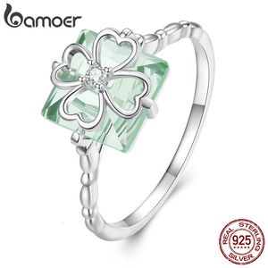 Avec des pierres latérales en argent sterling 925 vert clair trèfle à quatre feuilles bague femmes délicates bagues plaqué platine bijoux fins BSR339 230704