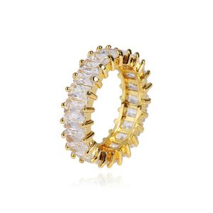 Avec des bijoux Side Stones Bague Hip Hop 6mm Une rangée T Cubic Zircon Real Gold Plating Personality Design Couple Fashion Brand dust down blingbling Men's Rings