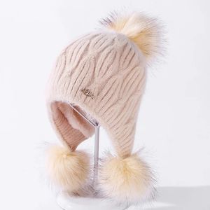 Femmes et Girel hiver chaud lapin cheveux bonnet chapeau casquette de Ski oreillettes péruvienne double couche pompons 231229