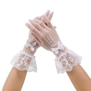 Mujeres Blancos Blancos Summer Guantes de conducción a prueba de rayos UV Guantes de malla de red delgada Fina Moda Mada de encaje de dedo completo