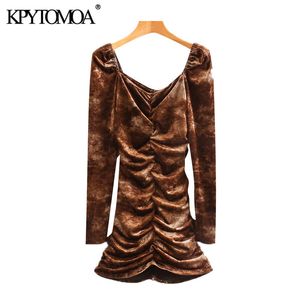 Femmes Chic Mode Plissée Velours Mini Robe Vintage Col Carré À Manches Longues Robes Femelles Robes Mujer 210416