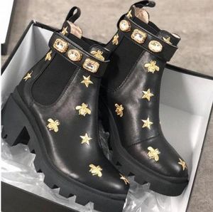 Botas de diseñador para mujer Martin Desert Boot Flamencos Love Arrow 100% Medalla de cuero real Zapatos de invierno antideslizantes gruesos Tamaño US5-11 Y5nQ #