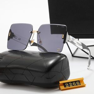 Gafas de sol de diseñador para mujer, gafas de sol sin montura de lujo, protector solar, lentes degradados, gafas de sol ligeras antifuertes, fotografía informal al aire libre