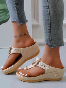 Chanclas de mujer Roma Cuñas Plataforma Zapatillas 2022 Nueva tendencia Diseñador de la marca Sexy Ladies Shoes Causal Beach Dress Slides Zapatos Y220621
