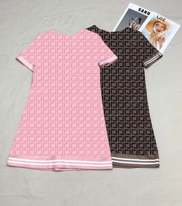 Mujeres Full F Letting Dress tejido Mujer vestidos de diseñador de manga corta Tops de vestido rosa delgado