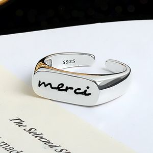 Femmes fille lettre Meici anneau ouvert pour cadeau fête mode bijoux accessoires haute qualité prix de gros