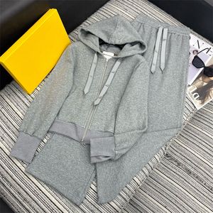 Mulheres com capuz dois PCs define moda tracksuits designer preto branco roupas de luxo qualidade algodão zíper com capuz com calças esportivas soltas mulher ginásio roupas de corrida