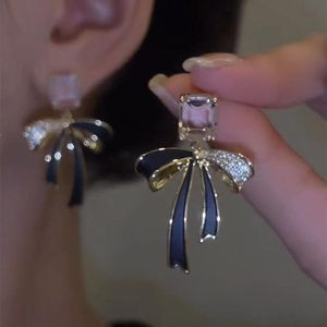 Pendientes hipoalergénicos para mujer, diseño de corazón, estrella, mariposa, flor, perla, lazo, borla de plata 925, pendientes colgantes con aguja, oro, cristal de moda, diamantes de imitación, regalos de joyería callejera