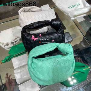 Femmes Jodie Bag Venetabotegs Handbags Designer achète Gadfly UK Cloud at Counter Détail 2024 Le cuir Handsbag