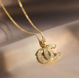 Femmes de luxe marque de créateur double lettre pendentif colliers chaîne plaqué or 18 carats cristal strass pull Newklace pour accessoires de bijoux de mariage