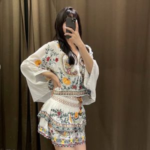 Blusas de mujer Conjuntos de 2 piezas Blusas recortadas para mujer Tops Boho Verano Estampado con cuello en V Manga de hoja de loto Suelta plisada Elástico Cintura alta Conjunto de falda en capas