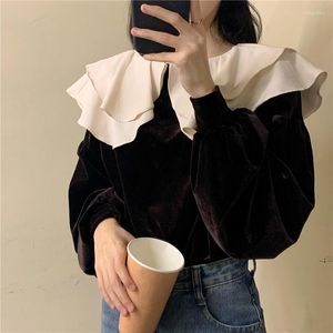 Blusas de mujer otoño versión coreana de la camisa de cuello de muñeca de hoja de loto en cascada Top de pana negra blusa de manga de linterna femenina