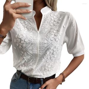 Blusas para mujer, Top blanco para mujer, camisa con cuello en V, diseño de encaje bordado, ropa para mujer