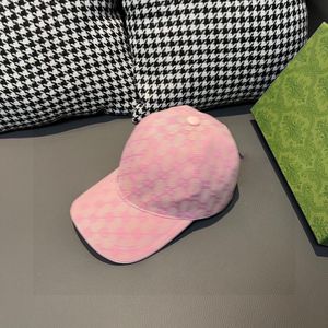 Gorra de béisbol de diseñador para mujer Tela de lona de cuero bonita Sombrero de artista de moda bonita Impresión de letras versátil Casqueta colorida y sólida