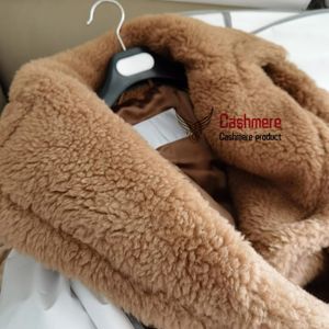 Women's Fur Faux Fur Manteau ours en peluche pour femme alpaga laine de chameau revers dcontracte blanc lait chaud classique hiver 231205