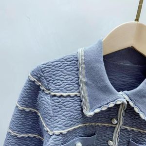 Chaquetas de mujer, suéter de punto a rayas de Color contrastante 2023, cárdigan corto de manga larga con hebillas de perlas para mujer