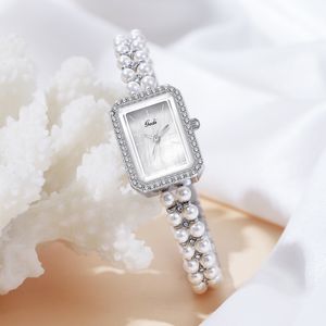 Montre à quartz de haute qualité avec perles de luxe pour femmes, montre créative étanche de haut niveau d'apparence