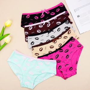 Bragas de mujer Carta Ropa interior de algodón 6pcspack Mujeres suaves Calzoncillos lindos Labios Moda Mid Rise Ladies Briefs SL Venta al por mayor 231031