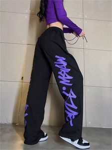 Pantalons pour femmes Capris QWEEK Y2K Streetwear Pantalons de survêtement de jogging noirs Femmes Harajuku Graffiti Imprimer Pantalon de survêtement à jambes larges Pantalon de sport Hip Hop surdimensionné 230719